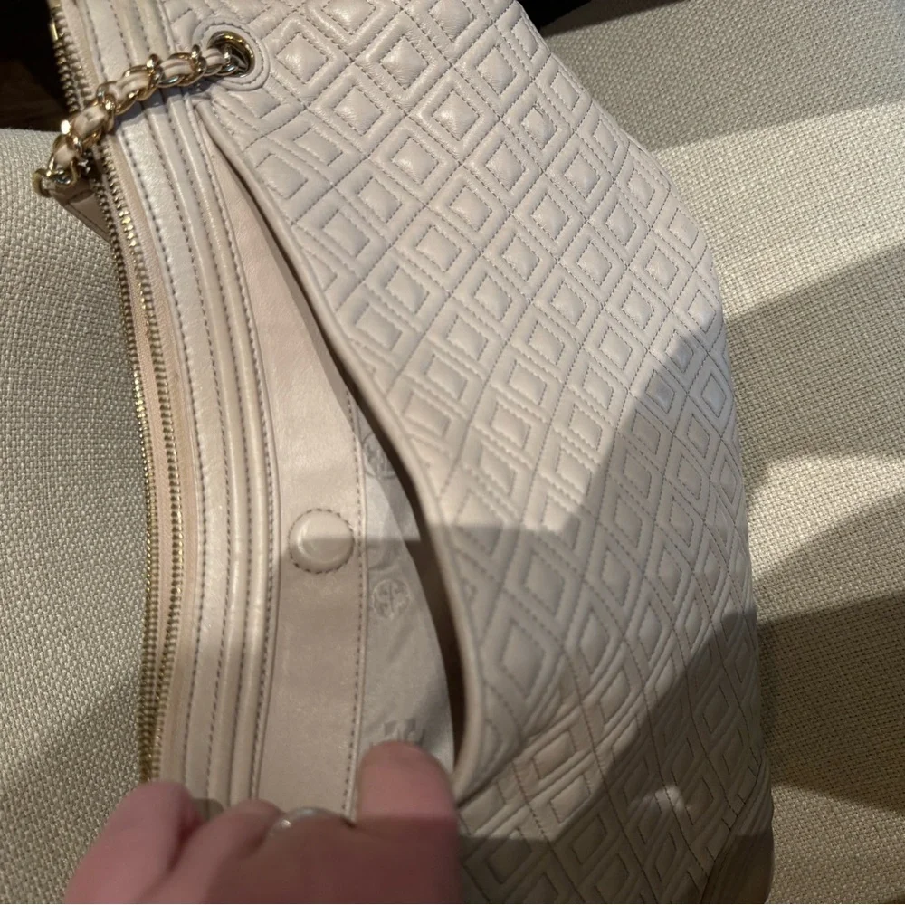 Tory Burch Fleming in pale pink leather - Picture 4 of 7